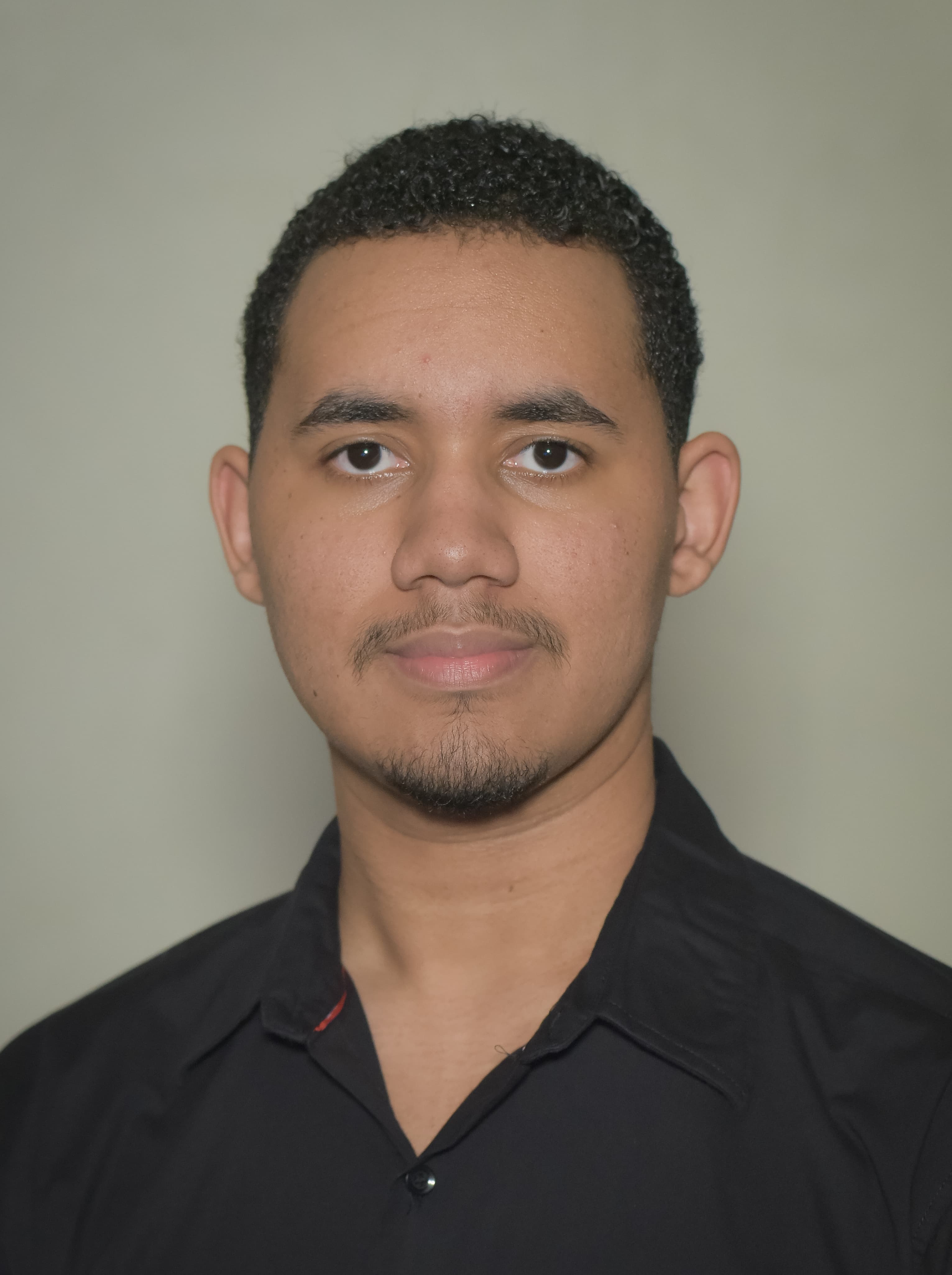 Hanif Palm — Co-founder & COO